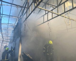 Знищено один із найвідоміших ринків столиці: як виглядає колишня "Петрівка" після атаки Росії (відео)