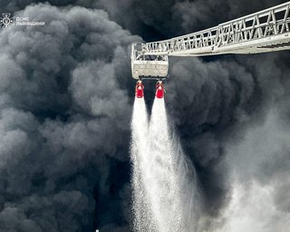 Атака БПЛА на Львовскую область: ОГА сообщила о загрязнении воздуха, людей просят быть дома