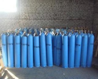 В киевских больницах обнаружили 32 опасных кислородных баллона