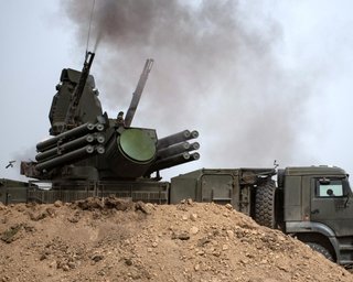Взрывы в Крыму: в МО РФ заявили о перехвате украинской крылатой ракеты (фото, видео)