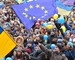 Тысячи студентов на улицах Черновцов призывают к забастовке