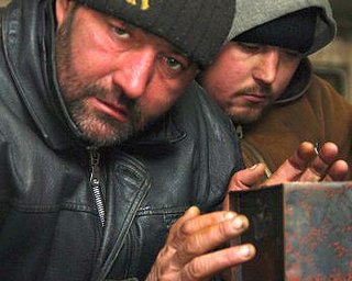 В Польше власти спасают бездомных от холода