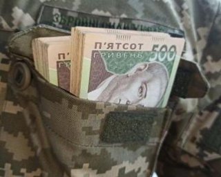 Пора резать бюджетные программы: экономист рассказал Фокусу как спасти зарплаты украинских военных