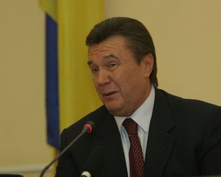 Янукович: все дороги ведут в Москву