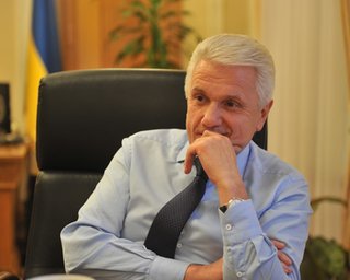 Литвин: Мажоритарщики массово вступают во фракцию Партии регионов
