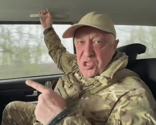 ЧВК "Вагнер" передаст позиции в Бахмуте отряду "Ахмат", — Пригожин
