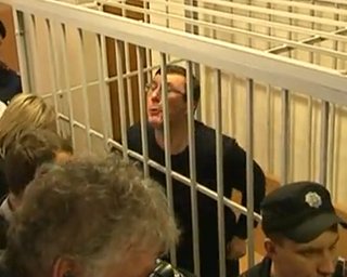 В суде Луценко плюнул в лицо прокурору