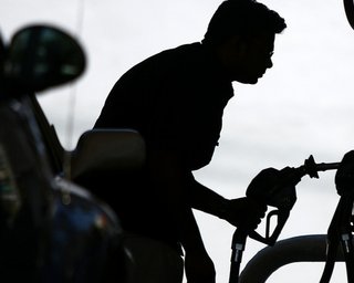 Удары по Сирии раскалят цены на бензин и газ в Украине, - эксперт