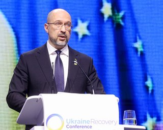 Напрацювали 24 томи: Шмигаль назвав етапи плану відновлення України
