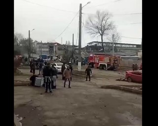 Российские самолеты атаковали заводы в Харькове, есть жертвы (видео)