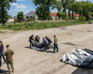 Україна отримала перші тіла захисників Маріуполя з "Азовсталі", — AP