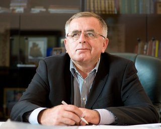 Львовский регионал признал, что проиграл мэру Садовому