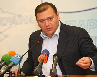 Добкин 22 июня будет перевоспитывать "одурманенных" во Львове
