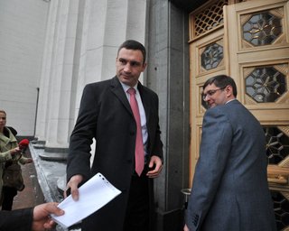 УДАР инициирует внеочередную сессию Рады относительно условий содержания в больнице Тимошенко