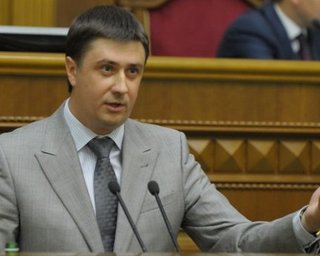 Кириленко обвинил Могилева в предвзятости