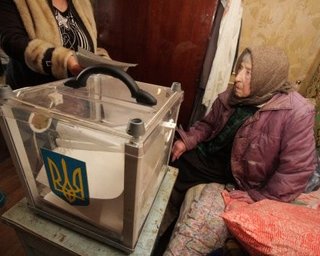 Почти миллион украинцев проголосует на дому