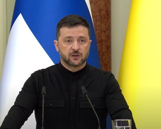 Атака дронів на Польщу: Зеленський порівняв дії Росії з анексією Криму (відео)