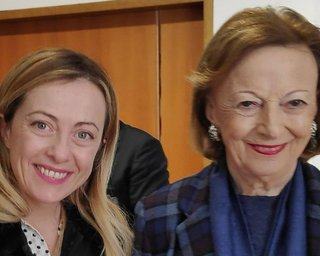 Померла глава імперії Ferrero Rocher, яка створила головні цукерки Дня закоханих