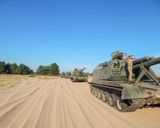 Російські війська відходять на 15-20 км углиб лівого берега Дніпра, — ОК "Південь"