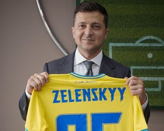 "Фортуна вернула нам долг": Зеленский – о выходе сборной Украины в плей-офф Евро-2020