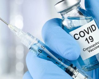 Кабмин якобы может запустить коммерческую продажу вакцин от COVID-19 к началу летних отпусков