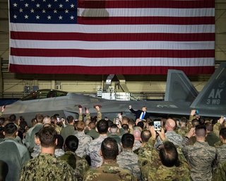 Северный оплот США: что известно о военной базе Элмендорф-Ричардсон, где встретятся Путин и Трамп
