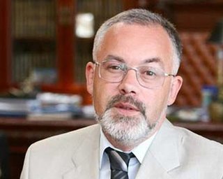 Ивано-Франковский облсовет потребовал отставки Табачника