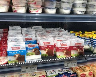 Привіт із Кубані: у магазинах окупованого Херсона з'явилися продукти з РФ та Криму