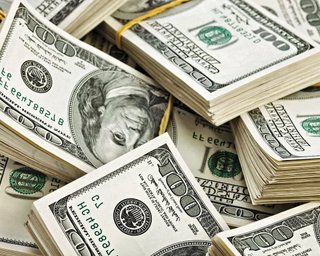 Официальный курс валют на 9 июня: НБУ обновил данные по доллару, евро, фунту, франку и злотому