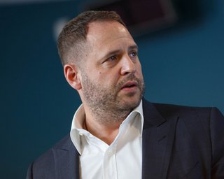 "Якщо у суспільства буде запит". Єрмак пообіцяв назвати причини закриття каналів Медведчука