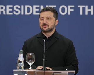 США будут ежемесячно поставлять Украине ракеты-перехватчики для Patriot, — Зеленский