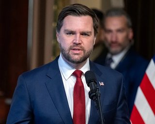 Вэнс заявил, что США могут выйти из мирных переговоров из-за недобросовестности Кремля (видео)