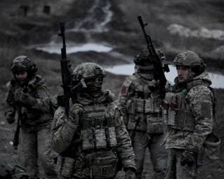 "Вдало відпрацьовує десантура": ЗС РФ намагаються "залітати" в Розлив на Донеччині (карта)