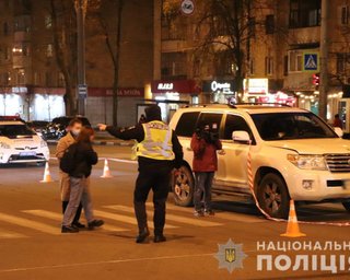 Виновник ДТП в Харькове перед аварией забирал "закладку" и нарушал ПДД, — СМИ (видео)