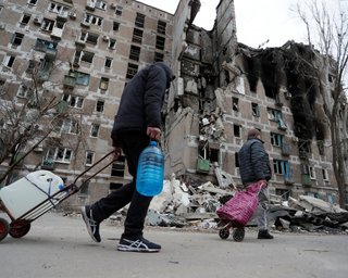 22 тысячи жертв: Путина обвинили в "голодоморе" во время осады Мариуполя, — Guardian