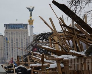 Митингующие захватили гостиницу "Украина"