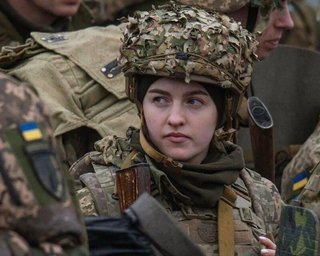 Сначала армия, а потом работа: что не так с идеей ОП о военной службе для госслужащих