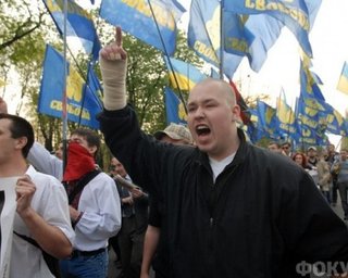В День победы во Львове не обошлось без потасовки