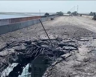 ЗС РФ мають проблеми з боєприпасами через зруйновані мости на півночі Криму, — розвідка