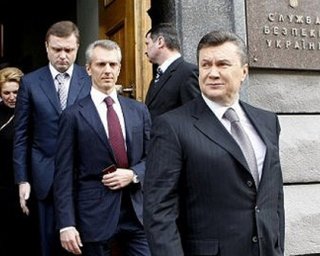 Янукович уволил начальника департамента контрразведки СБУ