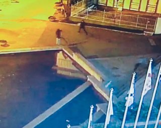 В Днепре пытались украсть мешок бюллетеней с результатами голосования