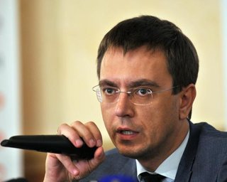 Омелян предложил Зеленскому помочь открыть небо над Днепром