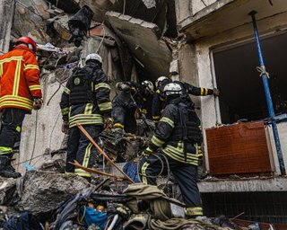 Обвалились шесть этажей дома: в Харькове нашли тело погибшего 15-летнего парня (фото)