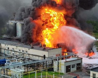 Дроны разбомбили завод в Чебоксарах, который производит электрооборудование для ВС РФ (видео)