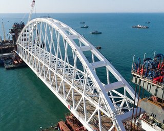 Послы ЕС одобрили санкции против РФ за Крымский мост, – журналист