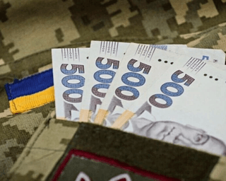 На 2027 год закладывают базовые 20 тысяч: нардеп указал на проблемы с повышением зарплат военных