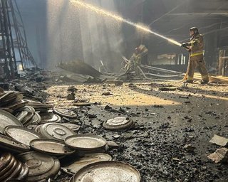 Чорні ангари та покручений метал: ДСНС підтвердила удар по складах у Броварському районі (відео)