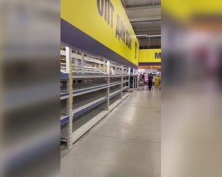 Порожні полиці в супермаркетах: українцям розповіли про справжню причину ажіотажу