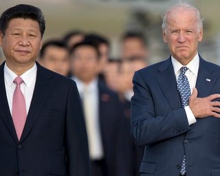 Говорили три часа: что обсудили Байден и Си Цзиньпин на саммите G20 в Индонезии