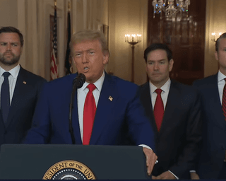 Трамп заявив, що Іран очікує "масштабна трагедія": Тегеран пригрозив, що не зупиниться